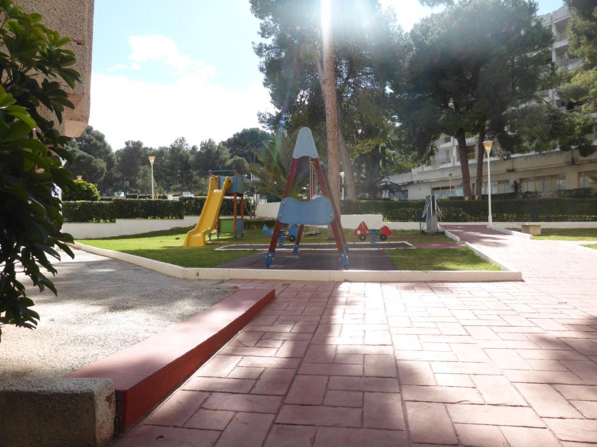 Familidays 002 La Masia Salou Bagian luar foto